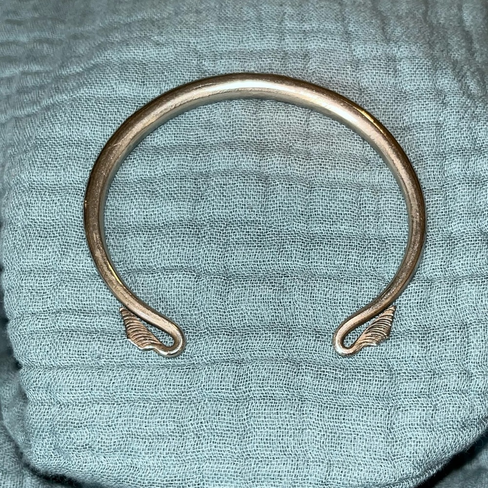 Engraved Silver Bangle Bracelet - a cuff with Floral Detailing - Picture 11 of 15